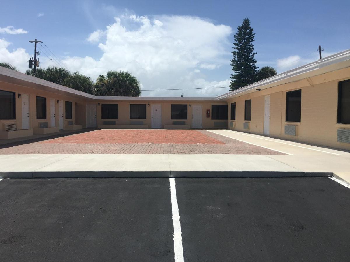 A1A Travel Inn Ormond Beach Exterior photo
